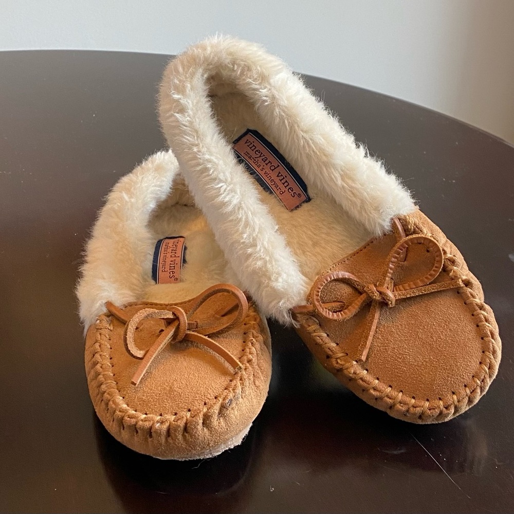 Vinyard Vines Moccasin Slippers Sz 5M-Worn Once